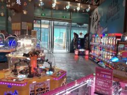 -探奇乐园蹦床公园(日月广场店)