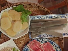 -山悦里 山野·鲜火锅(罗斯福广场店)