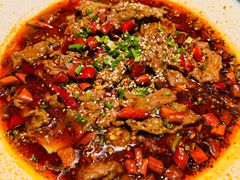-半步颠小酒馆(繁花中心)