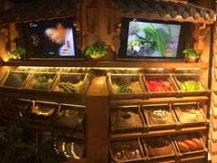 -云海肴·汽锅鸡·云南菜(天山百盛优客店)