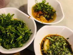 -尚尚仙·酸汤猪手·猪肚鸡火锅(华联万柳购物中心店)