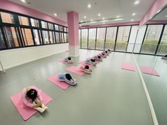 -芳菲舞蹈(杨莲路店)