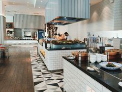 -昆山琶拉帝诗酒店·河畔咖啡厅Riverside Cafe