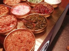 -八一路好吃街(雨田商务大厦店)