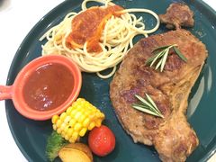 -丽莎沙拉轻食餐厅(国贸店)