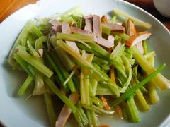 芹菜炒香干-双塔老饭店