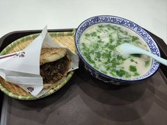 -穆得·老周家牛肉烧饼(普利街店)