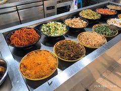 -食里香自助快餐(香槟小镇店)