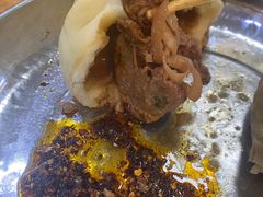 牛肉包子馅里的大葱-增盛魁小吃店