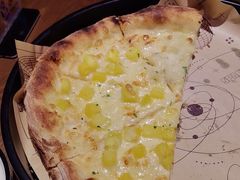 -SPACELAB失重餐厅(世纪汇店)