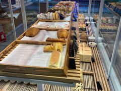 -焙丽拾光(麦凯乐直营店)