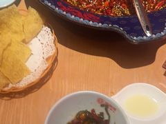 -何师傅美蛙鱼头(汉街店)