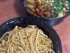 -万松园美食街
