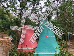 -那琴半岛地质海洋公园