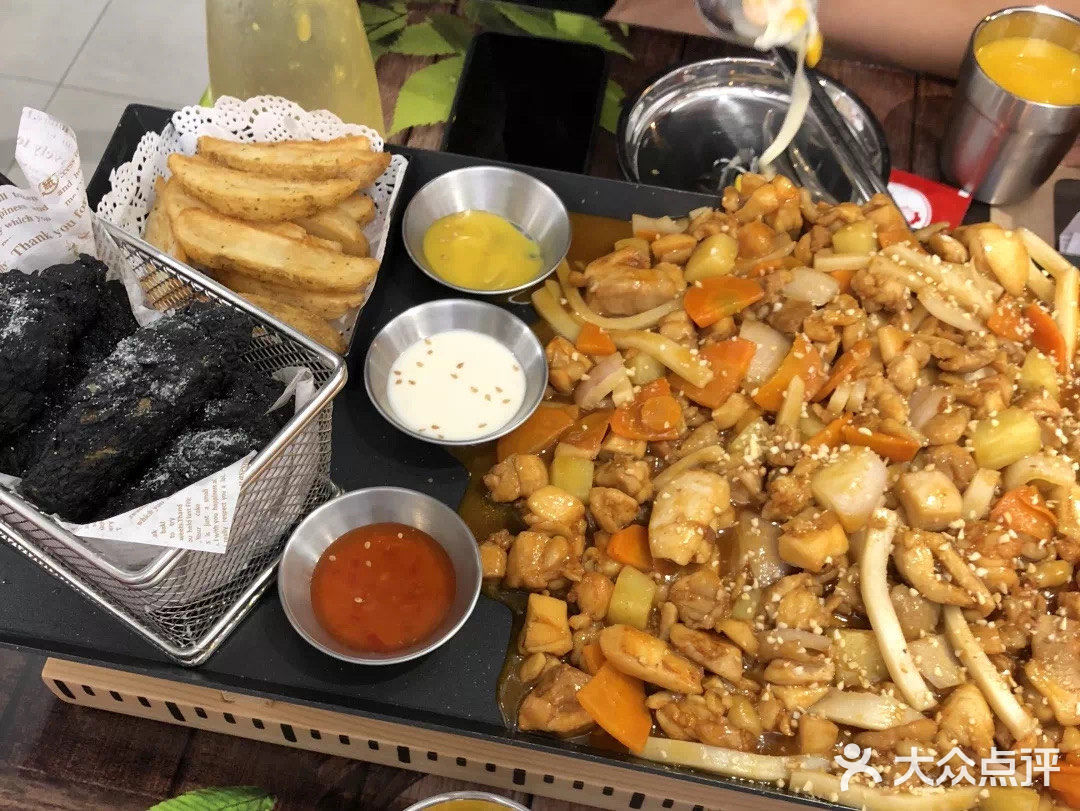 满屏都是肉 让你吃个够[色]|这家一米鸡有点好吃😋