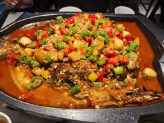 -江边城外烤全鱼(世茂广场店)