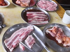 -牛信亭韩国料理·炭火烤肉(紫藤路店)