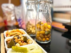 自制小菜拼盘-灶座小锅烀饼·铁锅炖(全国总店)