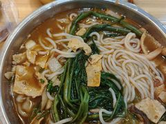 -柳州肥姨妈大骨螺蛳粉(东靖路店)