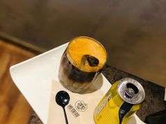 -ZING COFFEE 镜咖啡