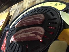 -哈哈碳都·牛肋条无限自助烤肉(台江万达店)