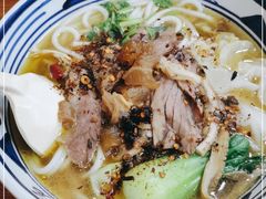 -鑫花溪牛肉米粉(凤凰街创始总店)
