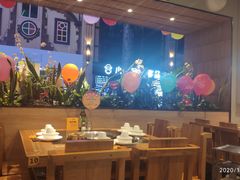 -潮火锅·麻辣牛肉火锅(观音桥方圆·LIVE店)