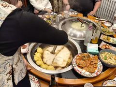 -粘豆包铁锅炖二部(温泉街店)