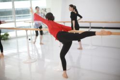 -柏姿舞蹈工作室