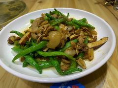 尖椒炒肉片-开小灶(公望街店)
