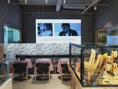 面包甜点陈列柜-熊叔熊婶面包房(团结湖店)