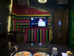 -K+全国连锁KTV(绿地缤纷天地店)