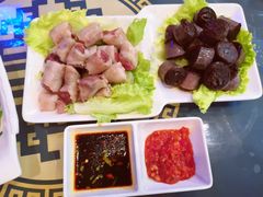 血肉肠双拼-牧人嘎查蒙餐(富强路店)