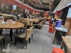 大堂-永红源啤酒·烧烤·海鲜·大排档(青特城店)