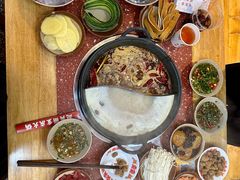 -赵美丽·重庆社区火锅·直营店(火车东站·中豪国际店)