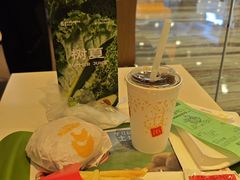 -麦当劳(新世纪环球中心店)