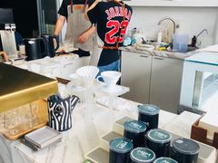 -UNI UNI(环亚凯瑟琳店)