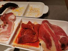 -山焱·炭火自助烤肉(周浦万达店)