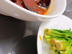 -鸿星花园酒家(银亿家园店)