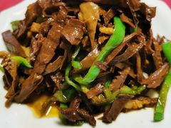 毛笋干烧肉-国生茶庄·地道农家菜团建活动