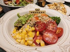 夏威夷牛油果金枪鱼波奇饭-秘密旅行Bonjour(黑金冠 江南西店)