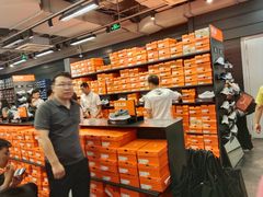 -NIKE上海青浦优选体验店