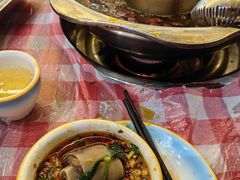 -金鼎雪山牦牛杂火锅(理县总店)