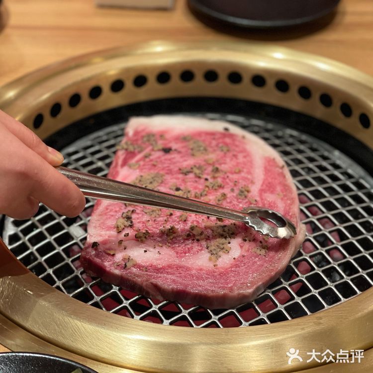 一家集美味和服务于一身的餐厅