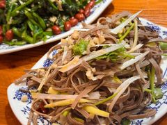-老天桥酱肉烧饼夹肘子(天桥店)