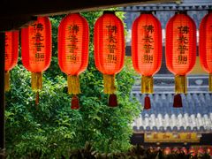 -龙华寺