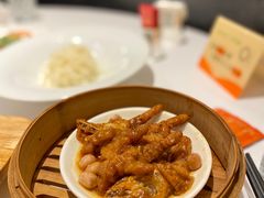 -醉辉皇上海之巅(上海中心大厦店)