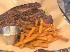 -LESCEDARS Brasserie Bistro香柏树