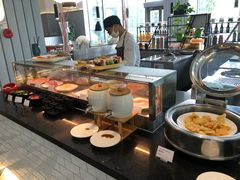 -昆山琶拉帝诗酒店·河畔咖啡厅Riverside Cafe