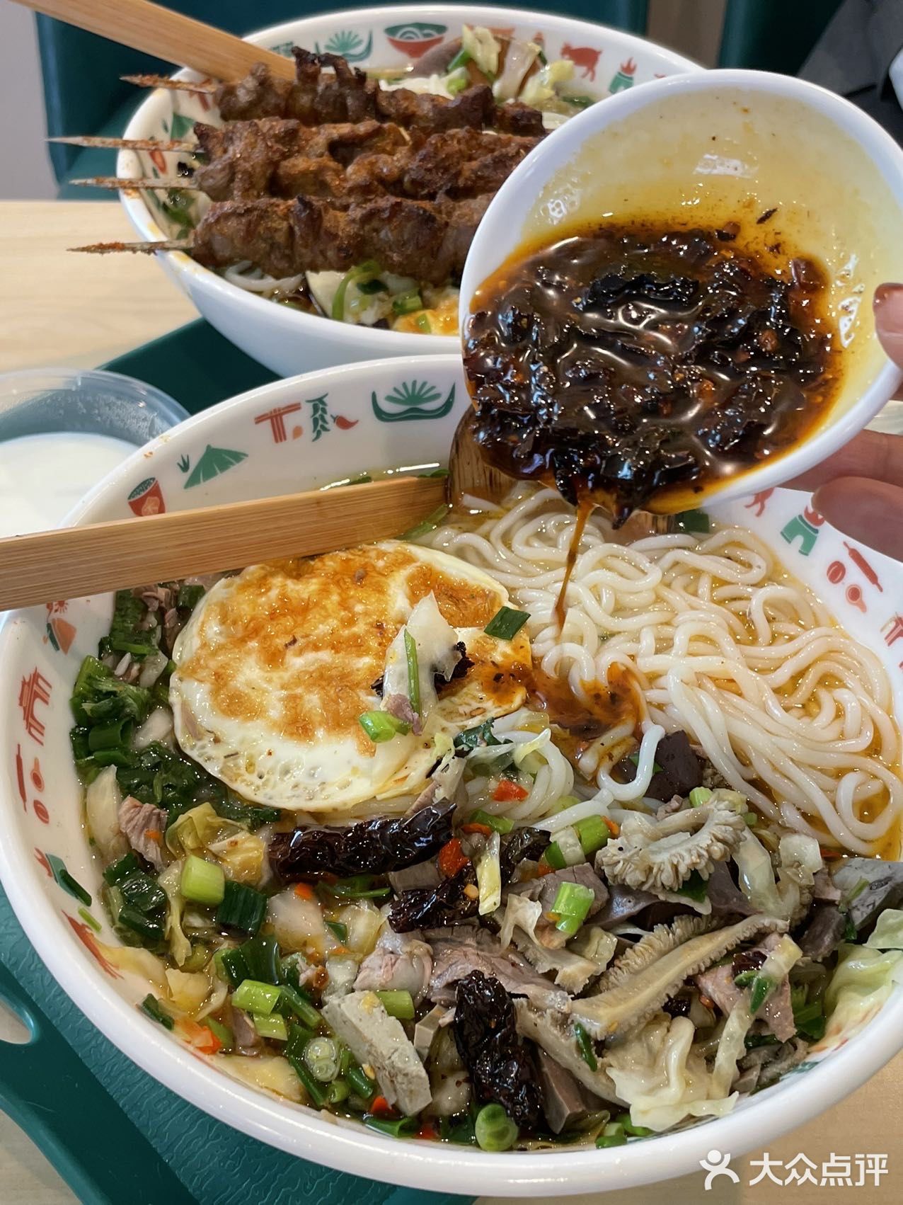 将台路坠火爆的贵州羊肉粉！正宗又好吃